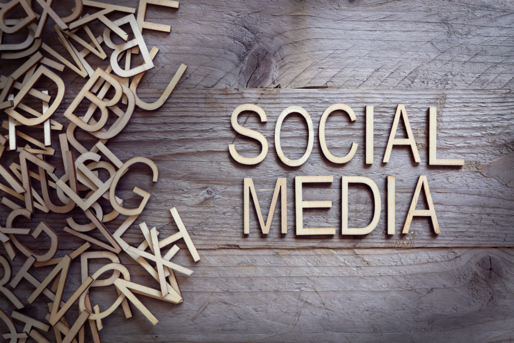 Réseaux sociaux trafic e-commerce